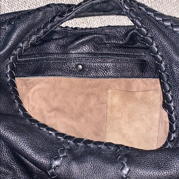 Bottega Veneta Cervo Hobo Bag (Large) - Picture 5 of 12